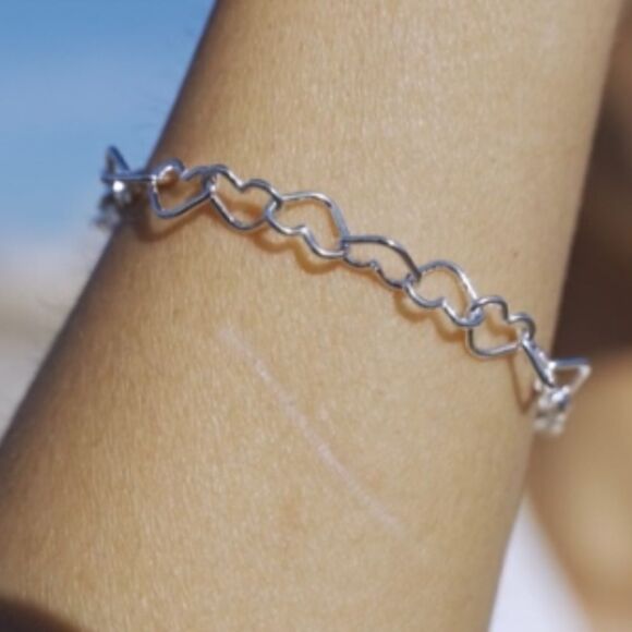 NEW 925 Sterling Silver Heart Chain Bracelet - Picture 1 of 6
